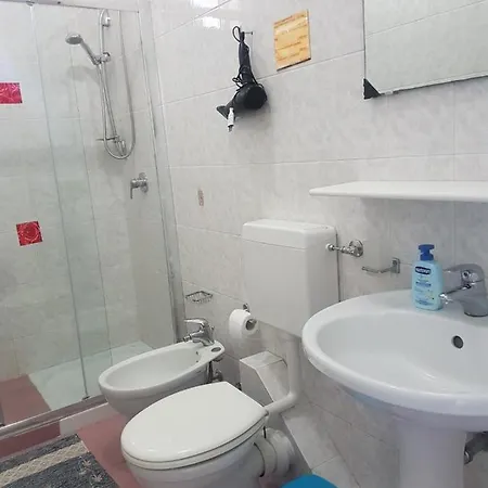 Centro Storico Flat 6 Mins From Port Appartement *