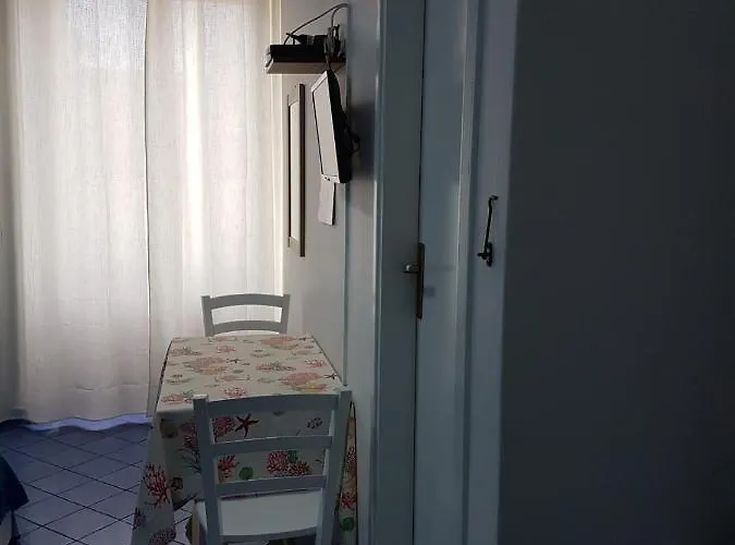 Centro Storico Flat 6 Mins From Port アパート